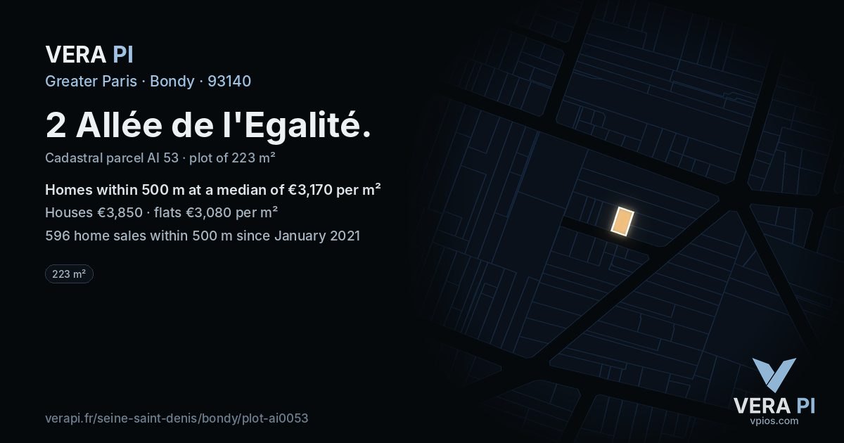 2 Allée de l'Egalité, Bondy at night – the plot lit, the parcels around coloured by the prices near them