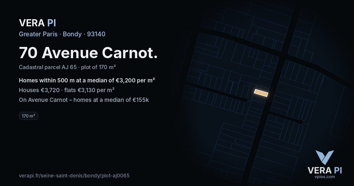 70 Avenue Carnot, Bondy at night – the plot lit, the parcels around coloured by the prices near them