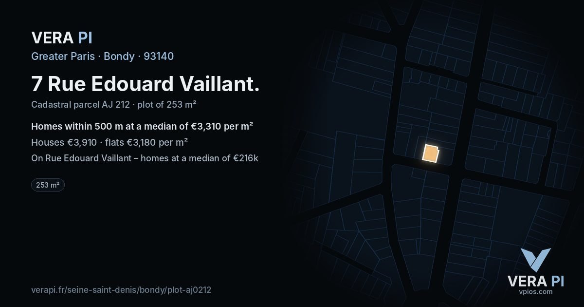7 Rue Edouard Vaillant, Bondy at night – the plot lit, the parcels around coloured by the prices near them