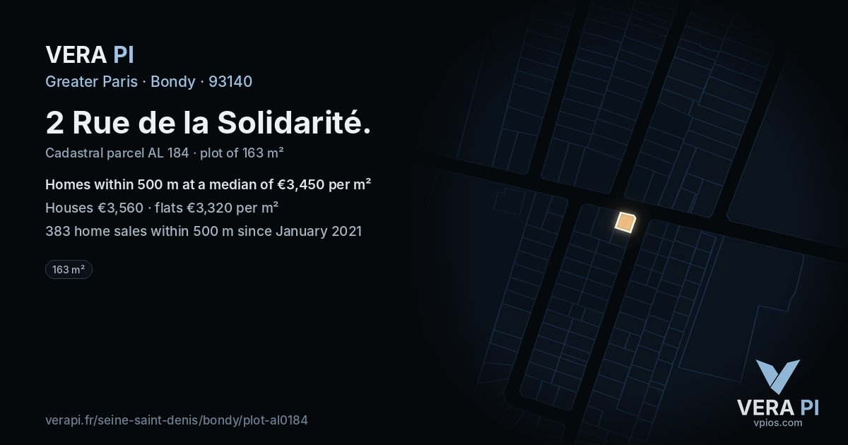 2 Rue de la Solidarité, Bondy at night – the plot lit, the parcels around coloured by the prices near them