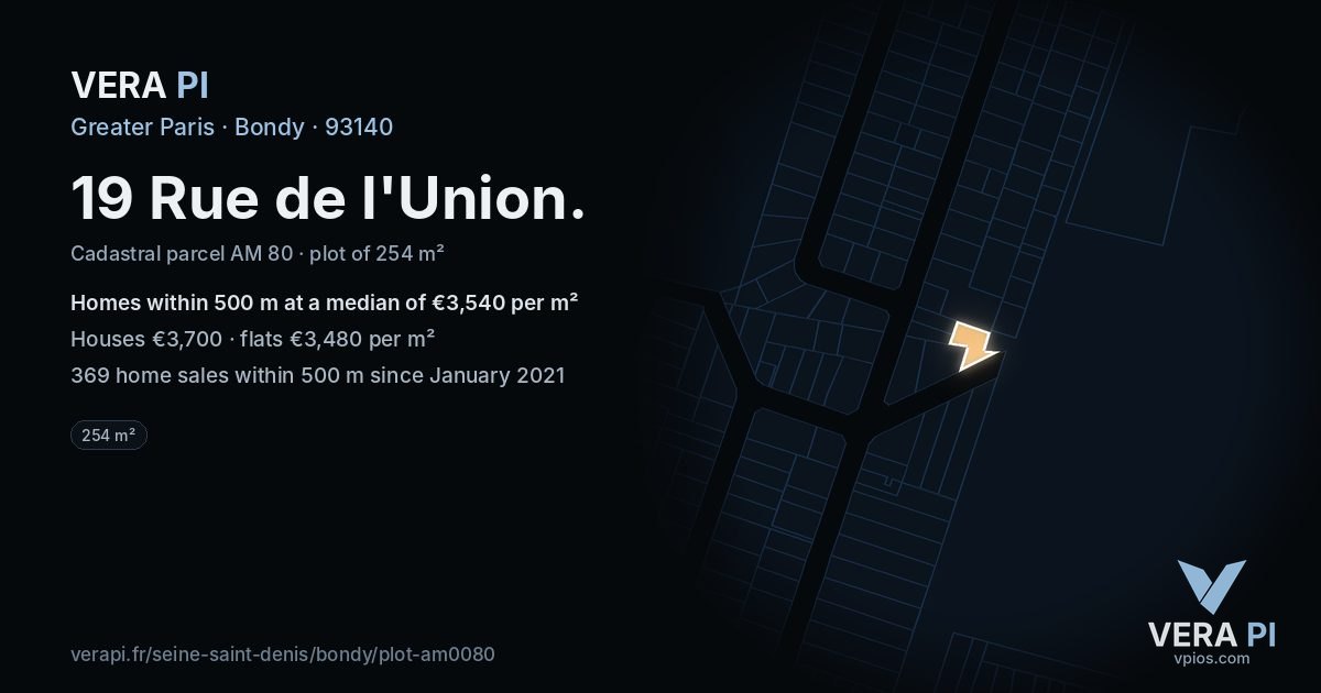 19 Rue de l'Union, Bondy at night – the plot lit, the parcels around coloured by the prices near them