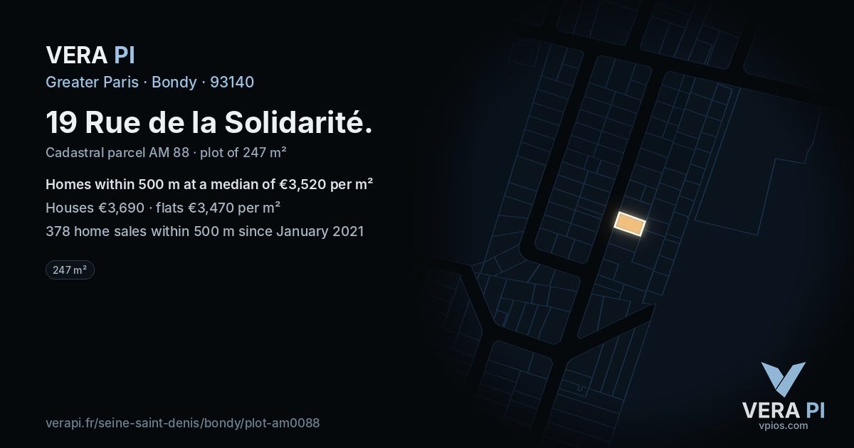 19 Rue de la Solidarité, Bondy at night – the plot lit, the parcels around coloured by the prices near them