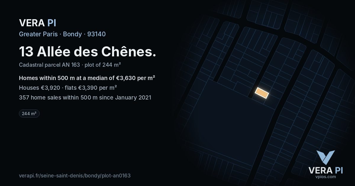 13 Allée des Chênes, Bondy at night – the plot lit, the parcels around coloured by the prices near them