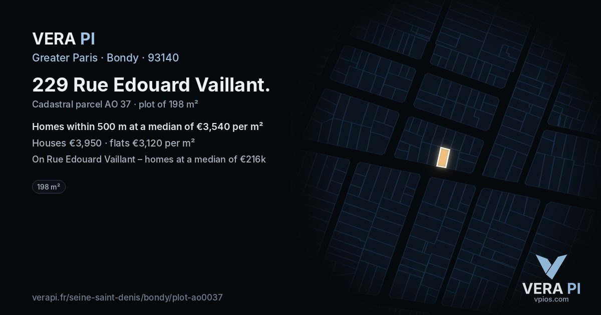 229 Rue Edouard Vaillant, Bondy at night – the plot lit, the parcels around coloured by the prices near them