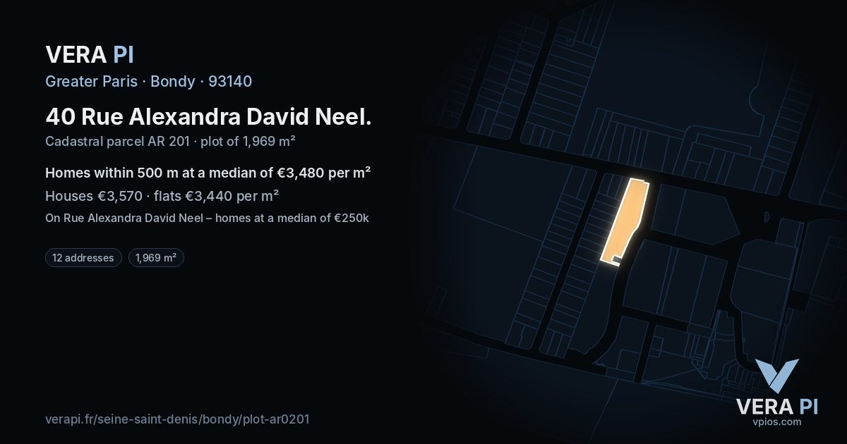 40 Rue Alexandra David Neel, Bondy at night – the plot lit, the parcels around coloured by the prices near them