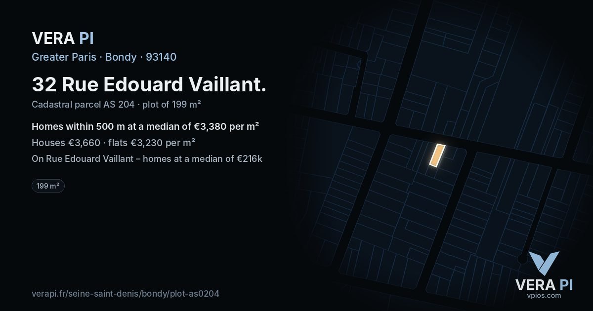 32 Rue Edouard Vaillant, Bondy at night – the plot lit, the parcels around coloured by the prices near them