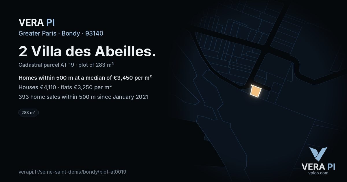 2 Villa des Abeilles, Bondy at night – the plot lit, the parcels around coloured by the prices near them