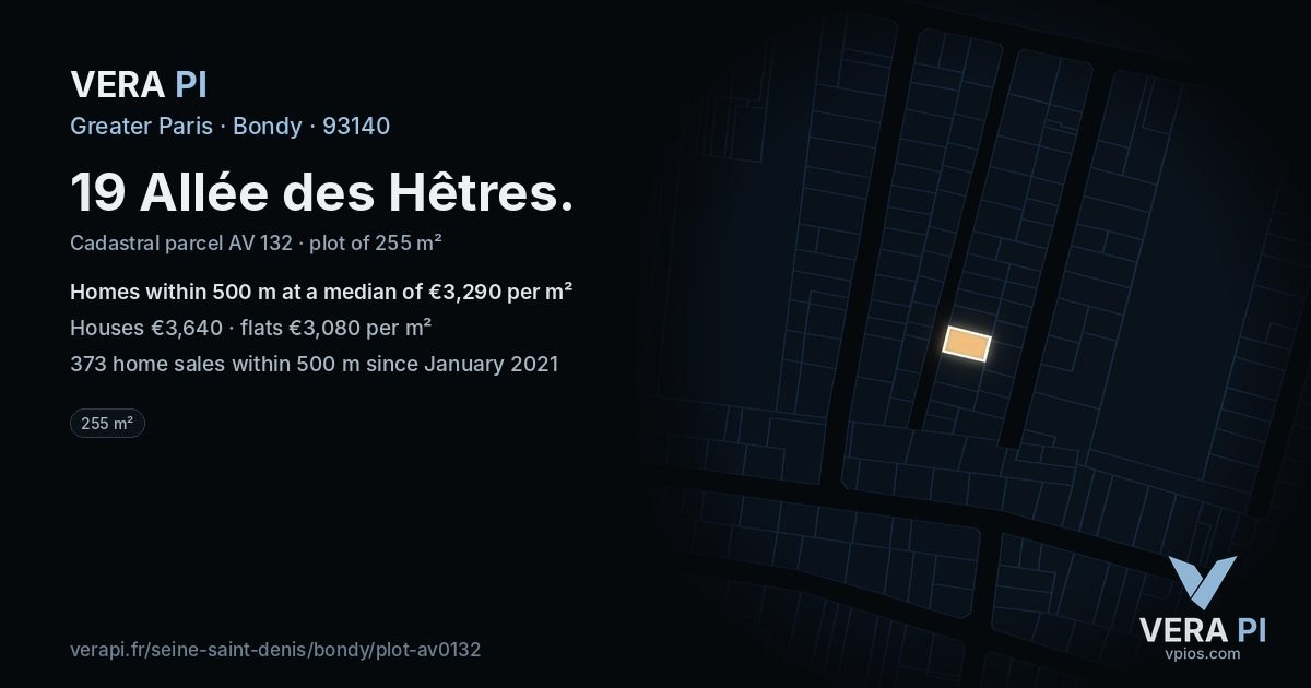 19 Allée des Hêtres, Bondy at night – the plot lit, the parcels around coloured by the prices near them