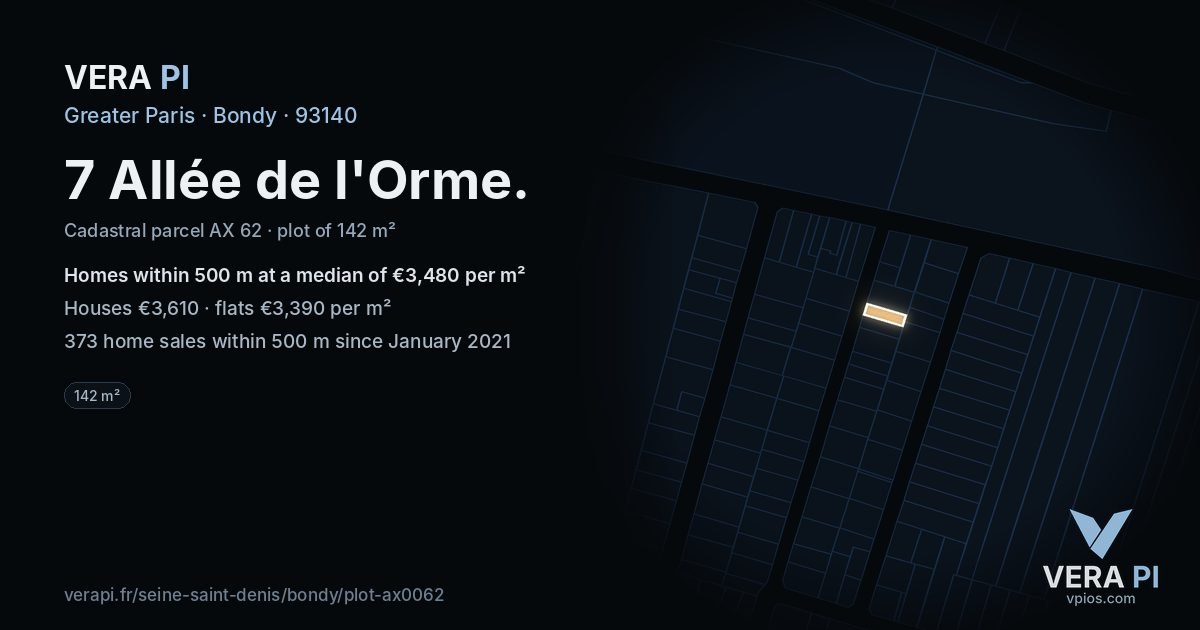7 Allée de l'Orme, Bondy at night – the plot lit, the parcels around coloured by the prices near them