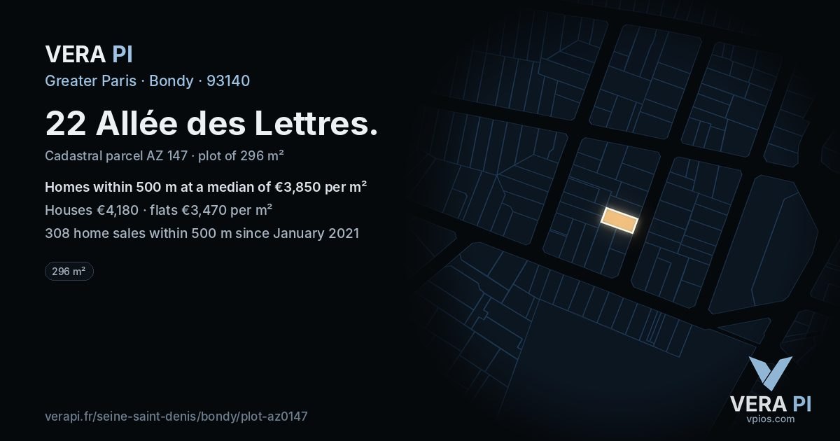 22 Allée des Lettres, Bondy at night – the plot lit, the parcels around coloured by the prices near them