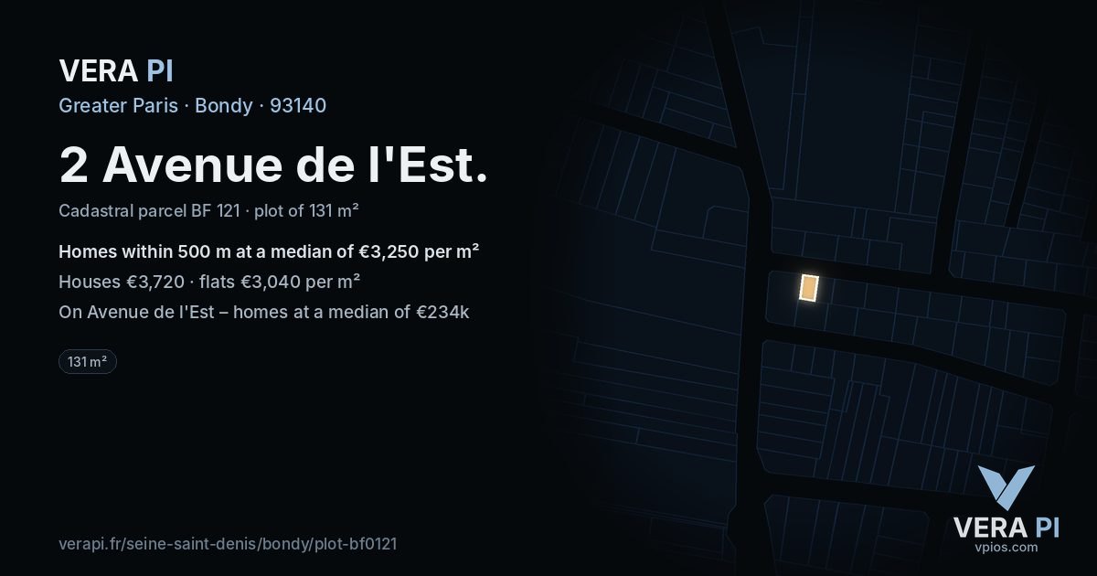 2 Avenue de l'Est, Bondy at night – the plot lit, the parcels around coloured by the prices near them