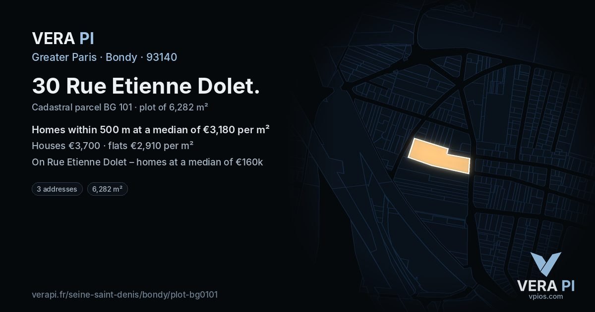 30 Rue Etienne Dolet, Bondy at night – the plot lit, the parcels around coloured by the prices near them