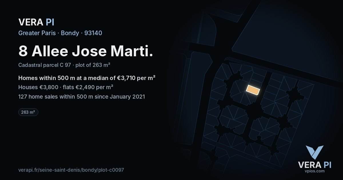 8 Allee Jose Marti, Bondy at night – the plot lit, the parcels around coloured by the prices near them
