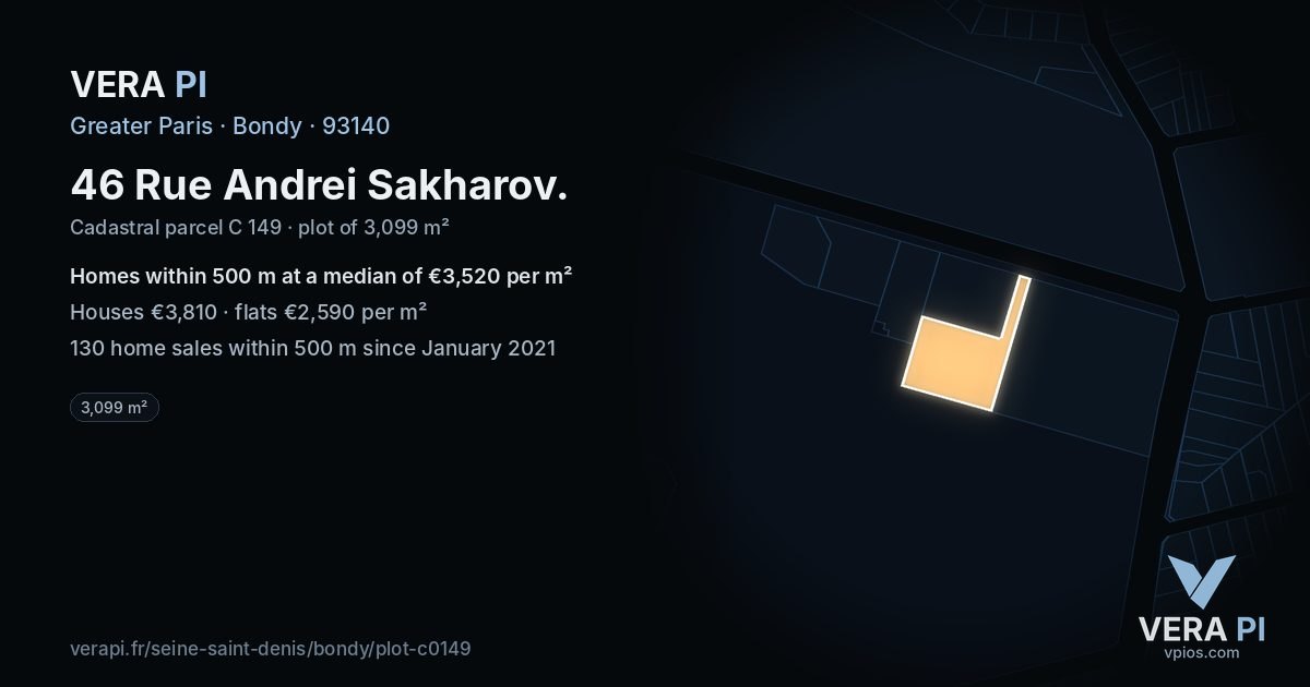46 Rue Andrei Sakharov, Bondy at night – the plot lit, the parcels around coloured by the prices near them