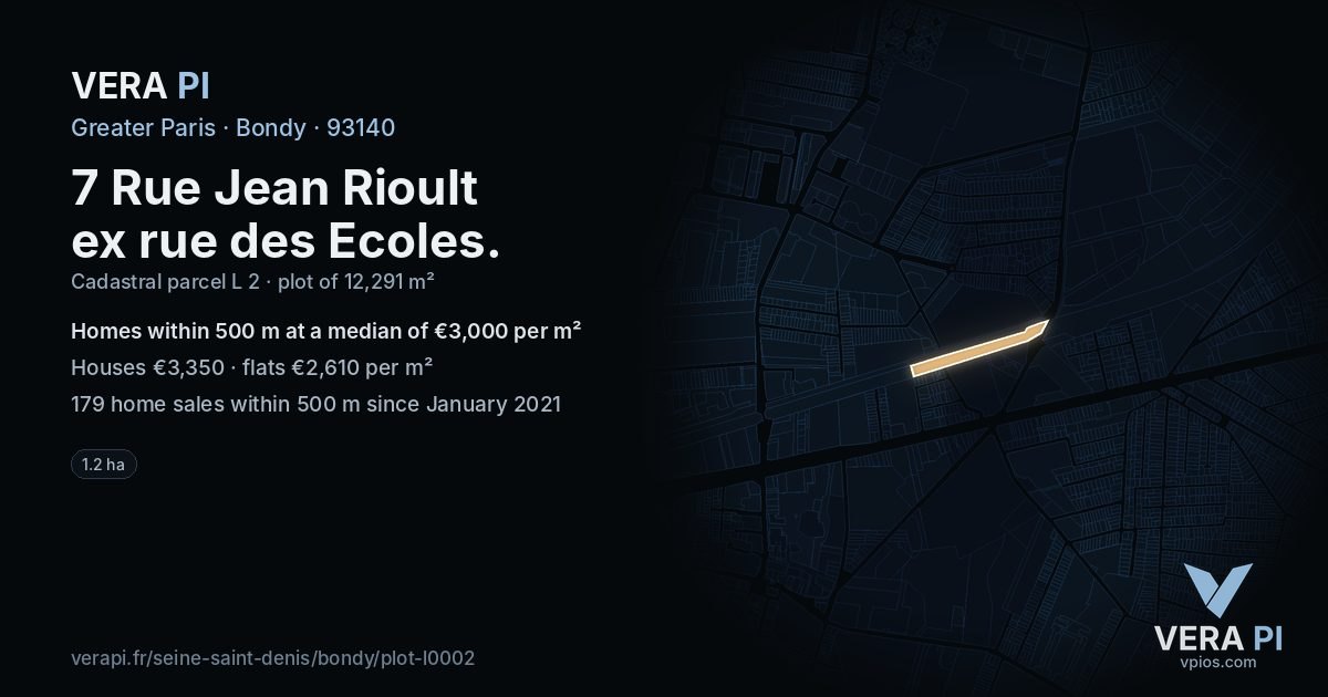 7 Rue Jean Rioult ex rue des Ecoles, Bondy at night – the plot lit, the parcels around coloured by the prices near them