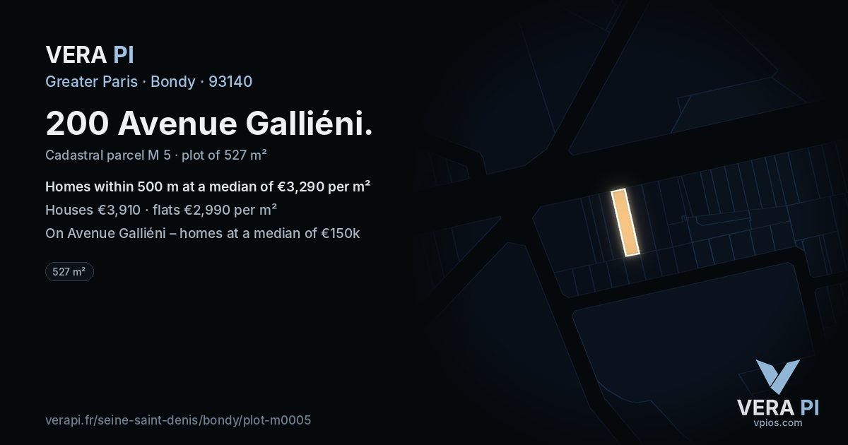 200 Avenue Galliéni, Bondy at night – the plot lit, the parcels around coloured by the prices near them