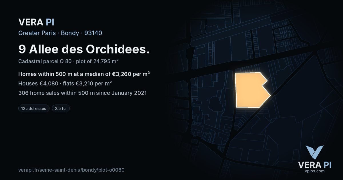 9 Allee des Orchidees, Bondy at night – the plot lit, the parcels around coloured by the prices near them