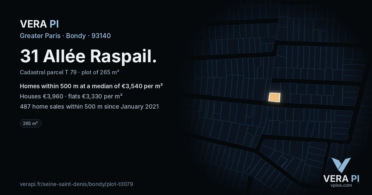 31 Allée Raspail, Bondy at night – the plot lit, the parcels around coloured by the prices near them