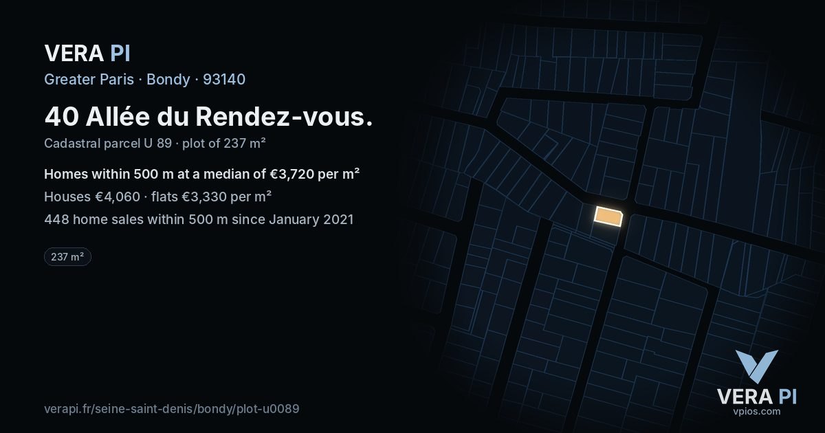 40 Allée du Rendez-vous, Bondy at night – the plot lit, the parcels around coloured by the prices near them