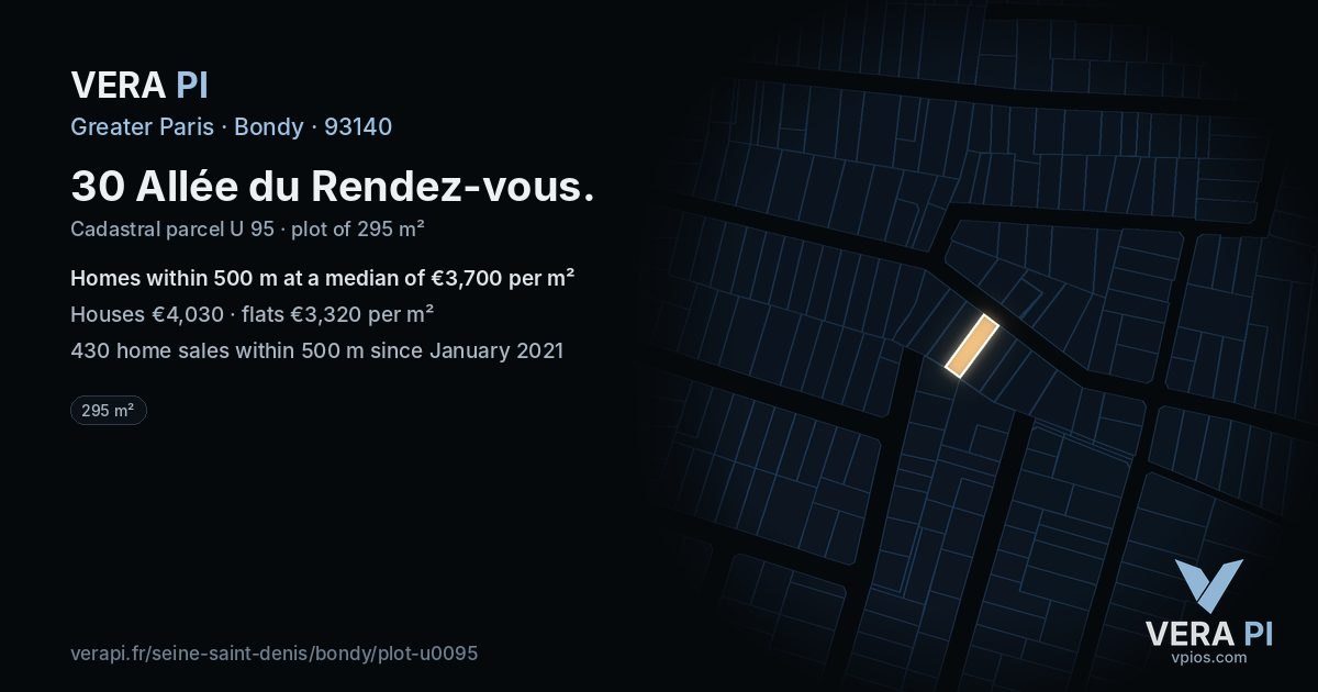30 Allée du Rendez-vous, Bondy at night – the plot lit, the parcels around coloured by the prices near them