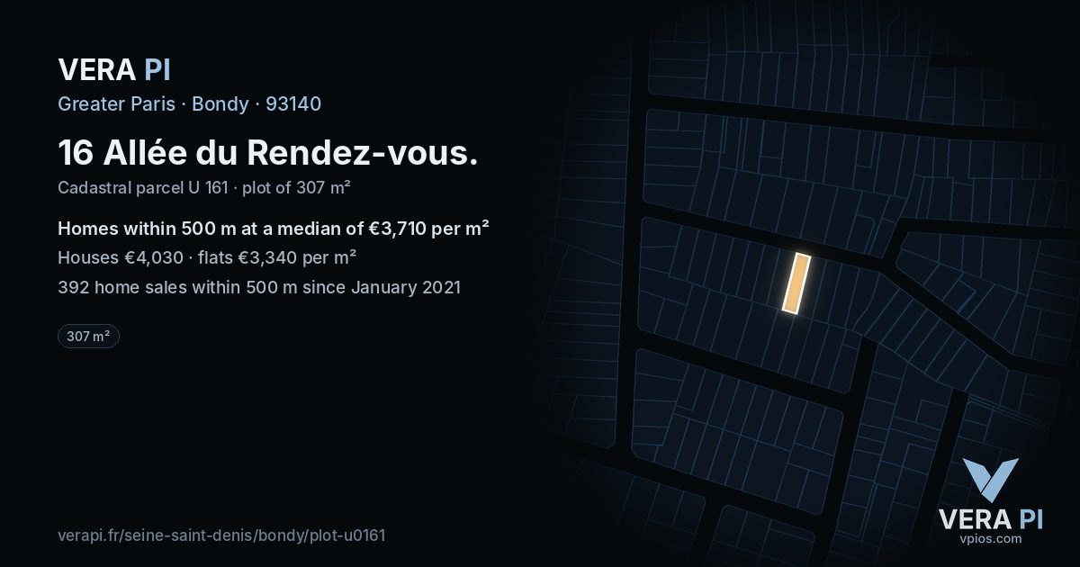 16 Allée du Rendez-vous, Bondy at night – the plot lit, the parcels around coloured by the prices near them