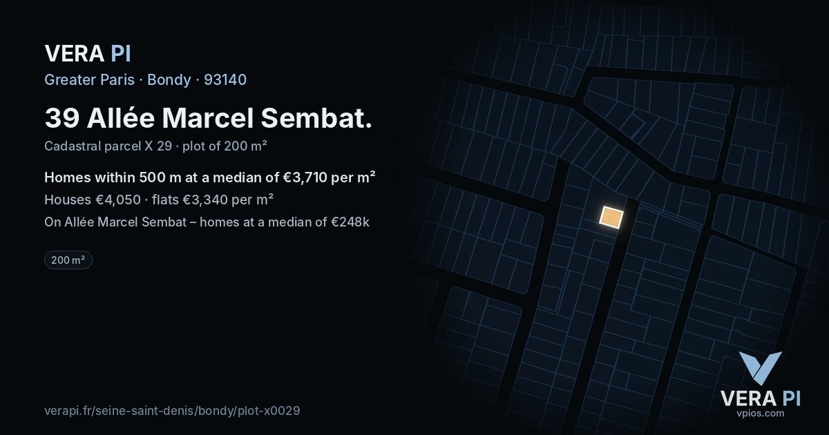 39 Allée Marcel Sembat, Bondy at night – the plot lit, the parcels around coloured by the prices near them