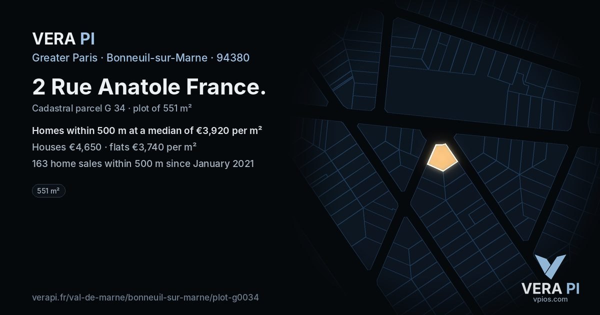 2 Rue Anatole France, Bonneuil-sur-Marne at night – the plot lit, the parcels around coloured by the prices near them