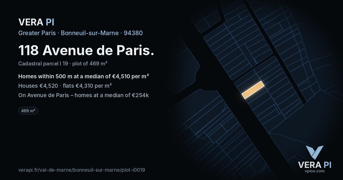 118 Avenue de Paris, Bonneuil-sur-Marne at night – the plot lit, the parcels around coloured by the prices near them