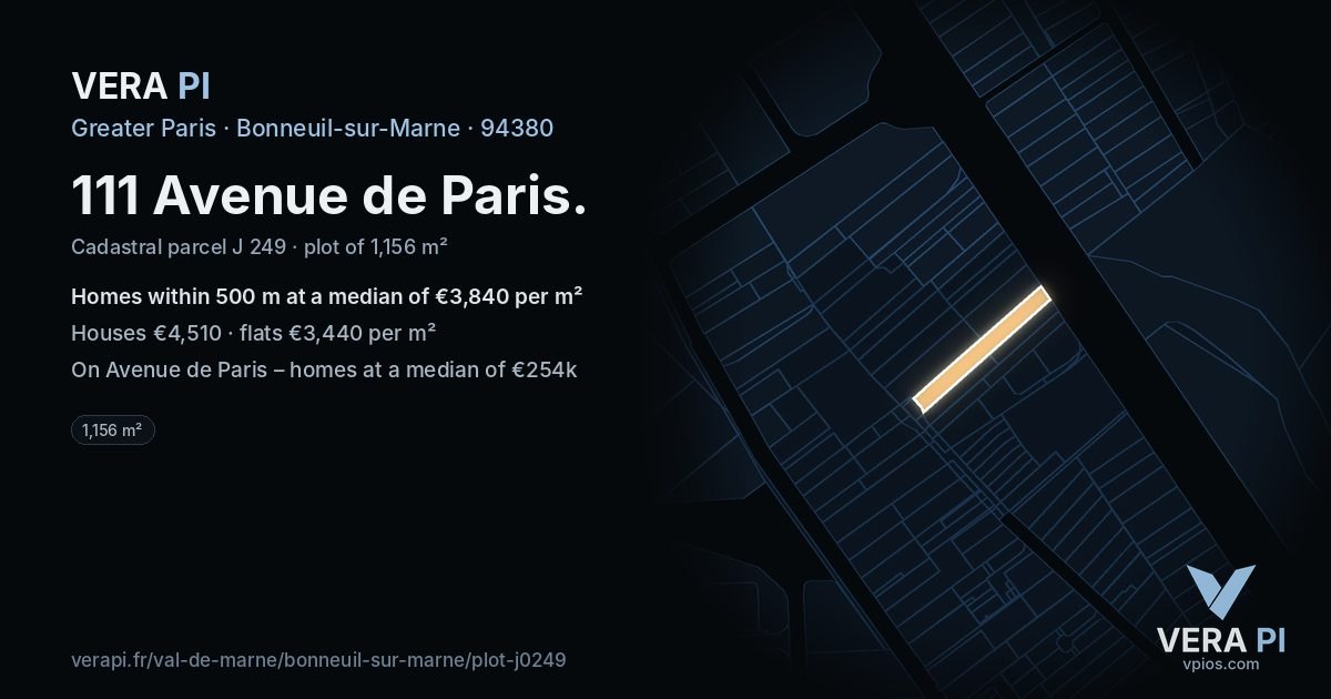 111 Avenue de Paris, Bonneuil-sur-Marne at night – the plot lit, the parcels around coloured by the prices near them