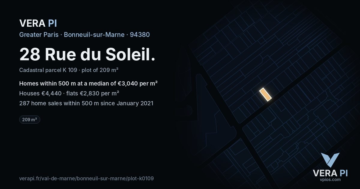 28 Rue du Soleil, Bonneuil-sur-Marne at night – the plot lit, the parcels around coloured by the prices near them