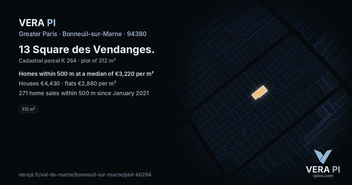 13 Square des Vendanges, Bonneuil-sur-Marne at night – the plot lit, the parcels around coloured by the prices near them