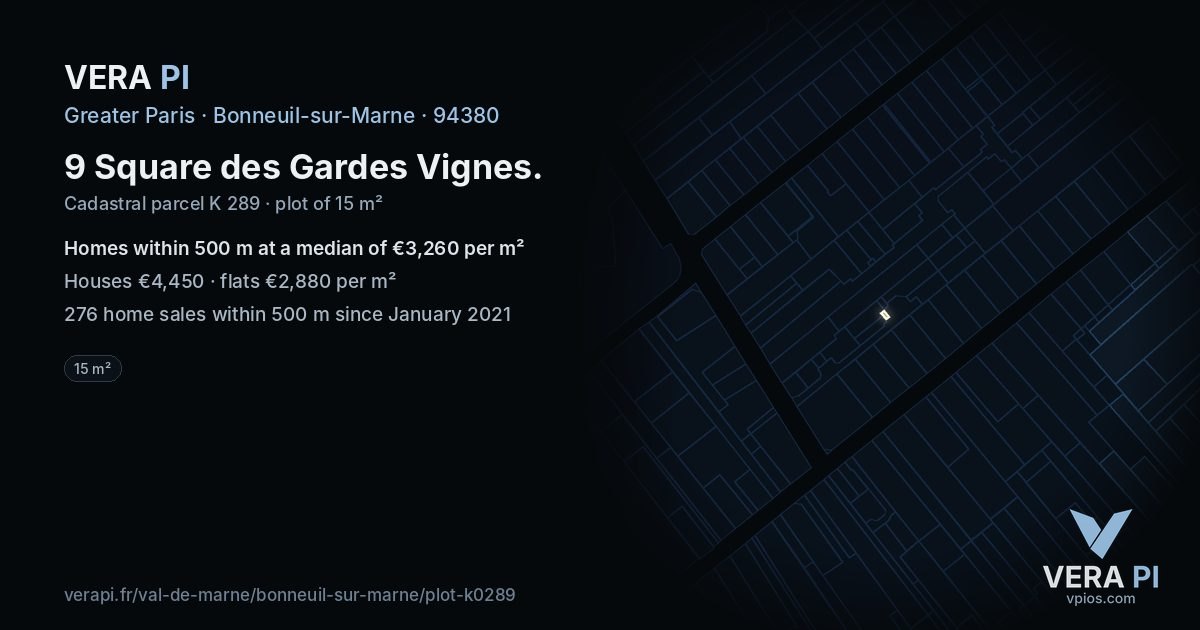 9 Square des Gardes Vignes, Bonneuil-sur-Marne at night – the plot lit, the parcels around coloured by the prices near them
