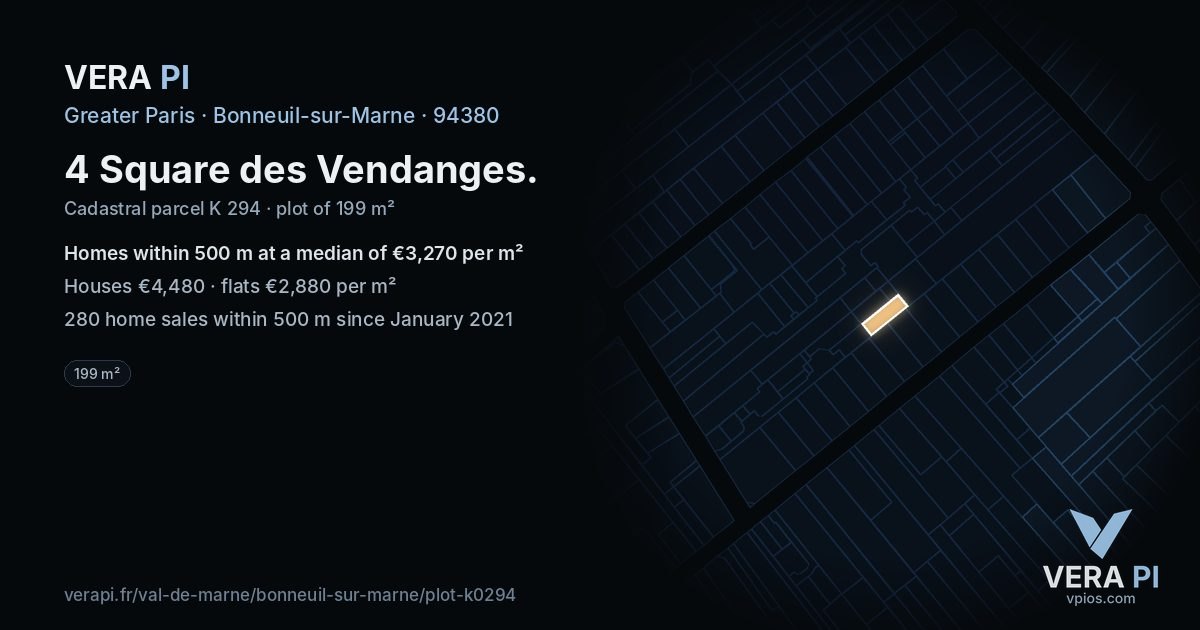 4 Square des Vendanges, Bonneuil-sur-Marne at night – the plot lit, the parcels around coloured by the prices near them