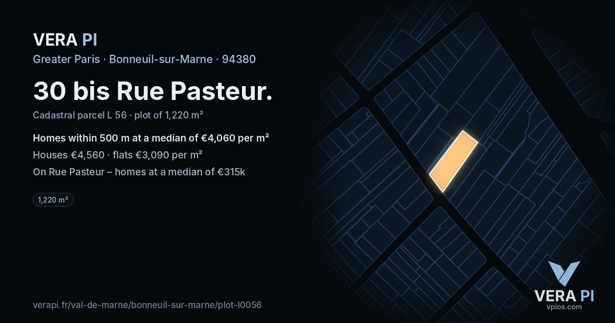 30 bis Rue Pasteur, Bonneuil-sur-Marne at night – the plot lit, the parcels around coloured by the prices near them