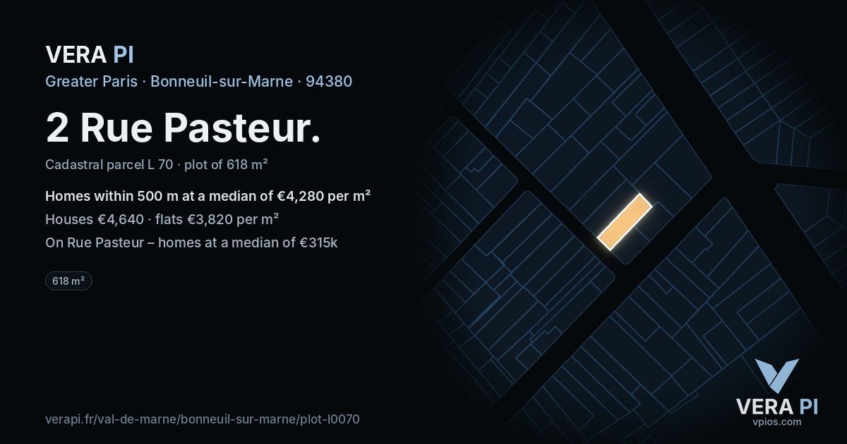 2 Rue Pasteur, Bonneuil-sur-Marne at night – the plot lit, the parcels around coloured by the prices near them