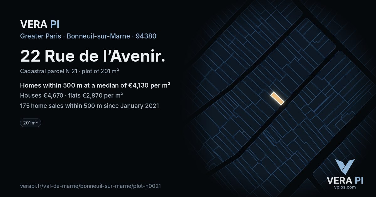 22 Rue de l’Avenir, Bonneuil-sur-Marne at night – the plot lit, the parcels around coloured by the prices near them