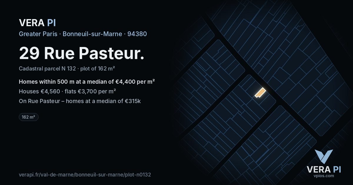 29 Rue Pasteur, Bonneuil-sur-Marne at night – the plot lit, the parcels around coloured by the prices near them