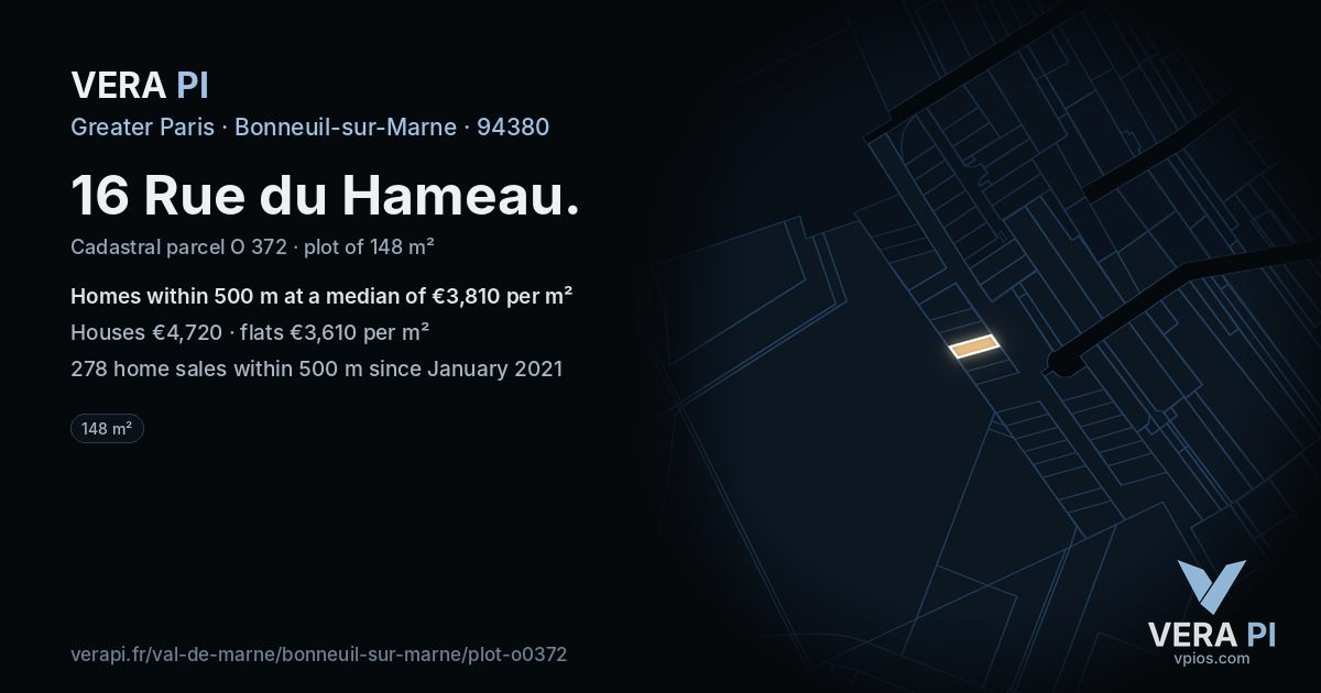 16 Rue du Hameau, Bonneuil-sur-Marne at night – the plot lit, the parcels around coloured by the prices near them