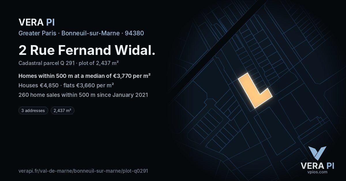 2 Rue Fernand Widal, Bonneuil-sur-Marne at night – the plot lit, the parcels around coloured by the prices near them