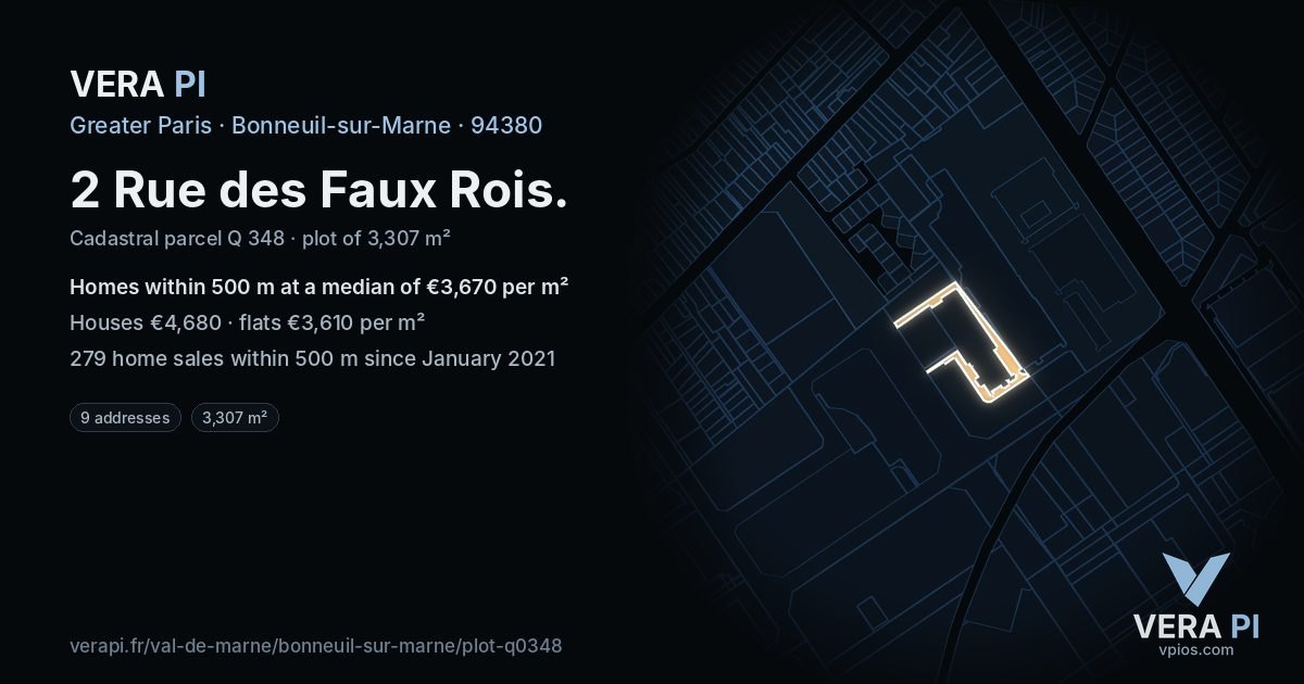 2 Rue des Faux Rois, Bonneuil-sur-Marne at night – the plot lit, the parcels around coloured by the prices near them