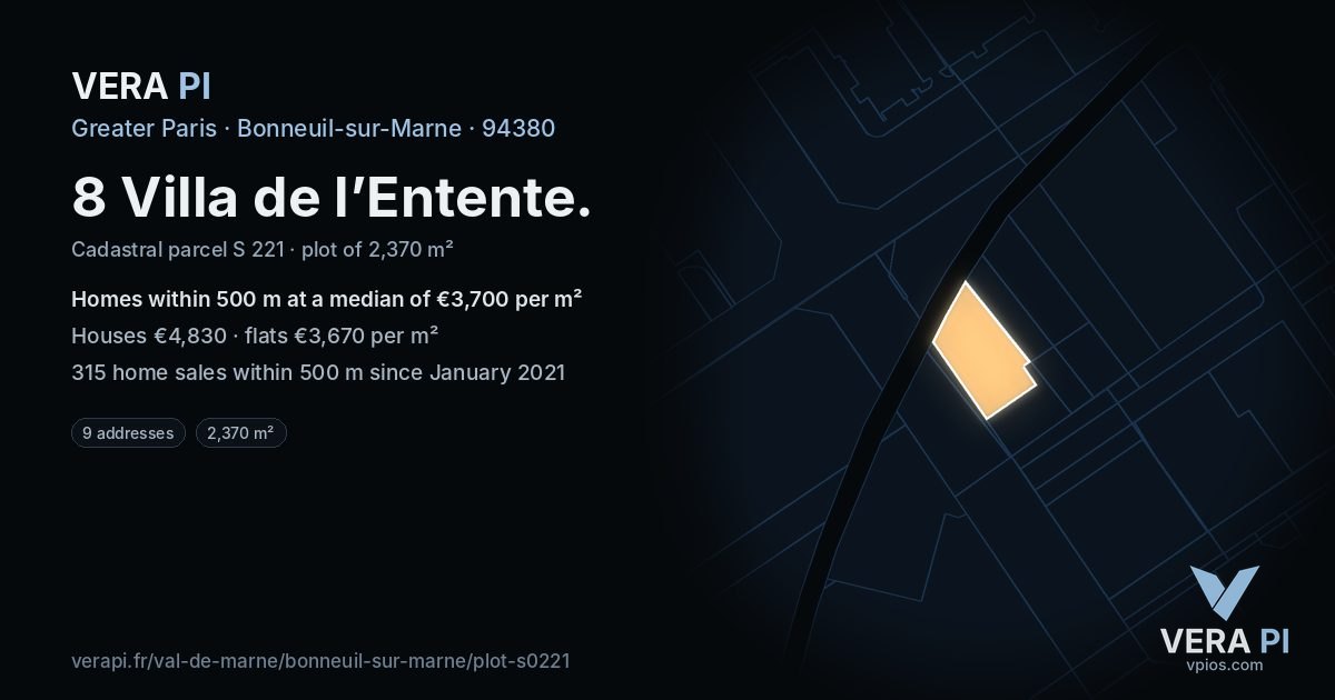 8 Villa de l’Entente, Bonneuil-sur-Marne at night – the plot lit, the parcels around coloured by the prices near them