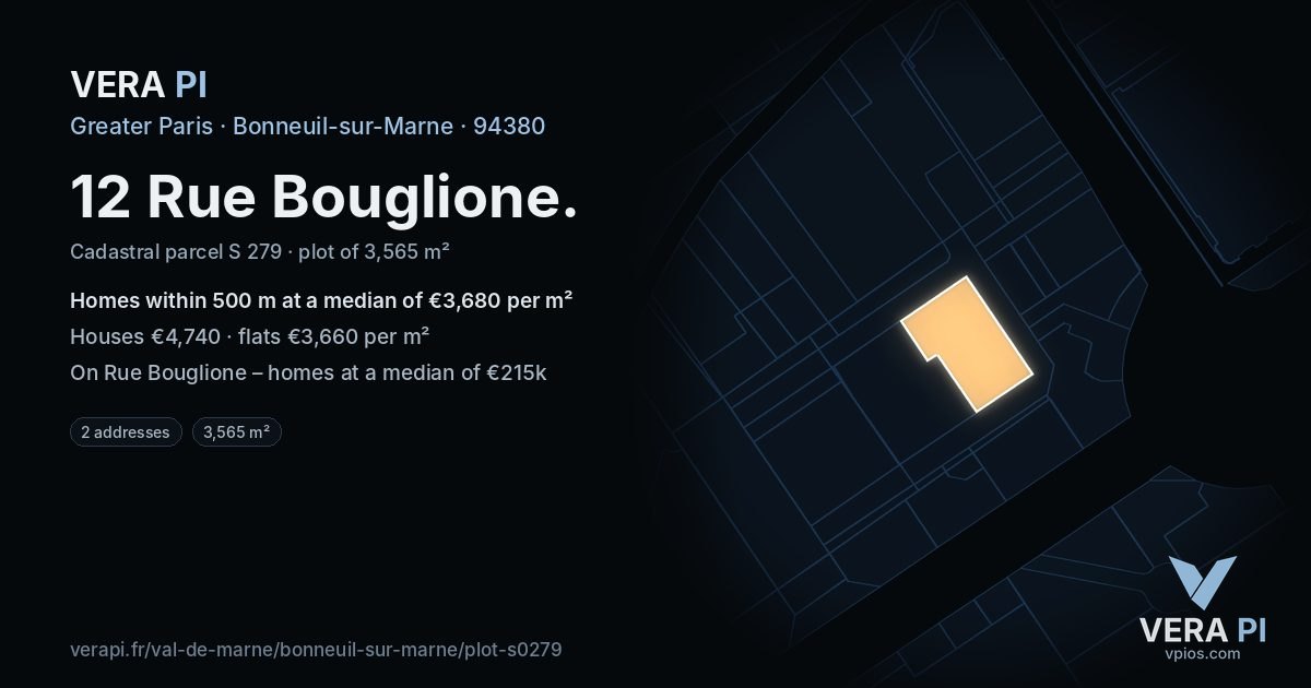 12 Rue Bouglione, Bonneuil-sur-Marne at night – the plot lit, the parcels around coloured by the prices near them