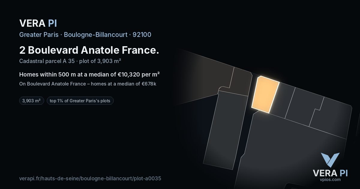 2 Boulevard Anatole France, Boulogne-Billancourt at night – the plot lit, the parcels around coloured by the prices near them