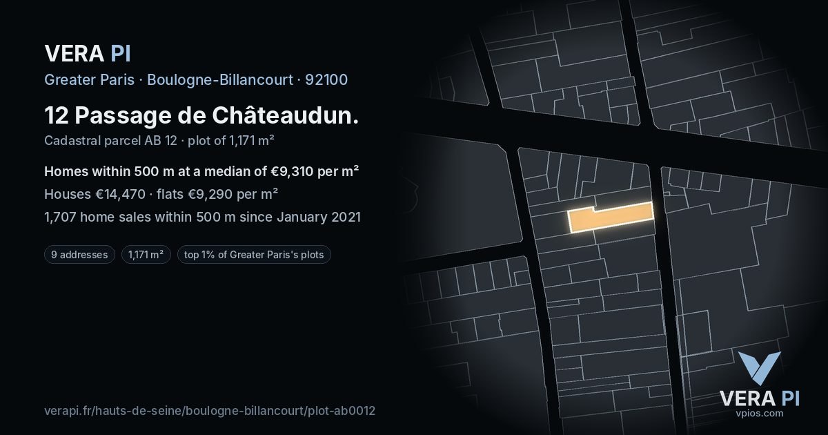 12 Passage de Châteaudun, Boulogne-Billancourt at night – the plot lit, the parcels around coloured by the prices near them