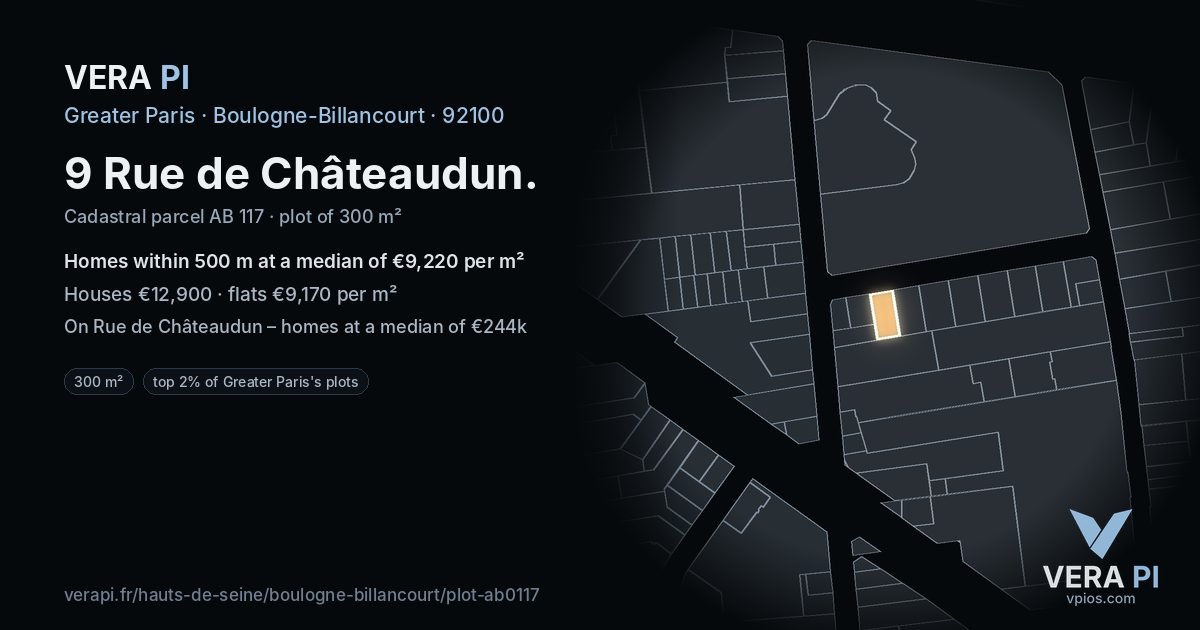 9 Rue de Châteaudun, Boulogne-Billancourt at night – the plot lit, the parcels around coloured by the prices near them