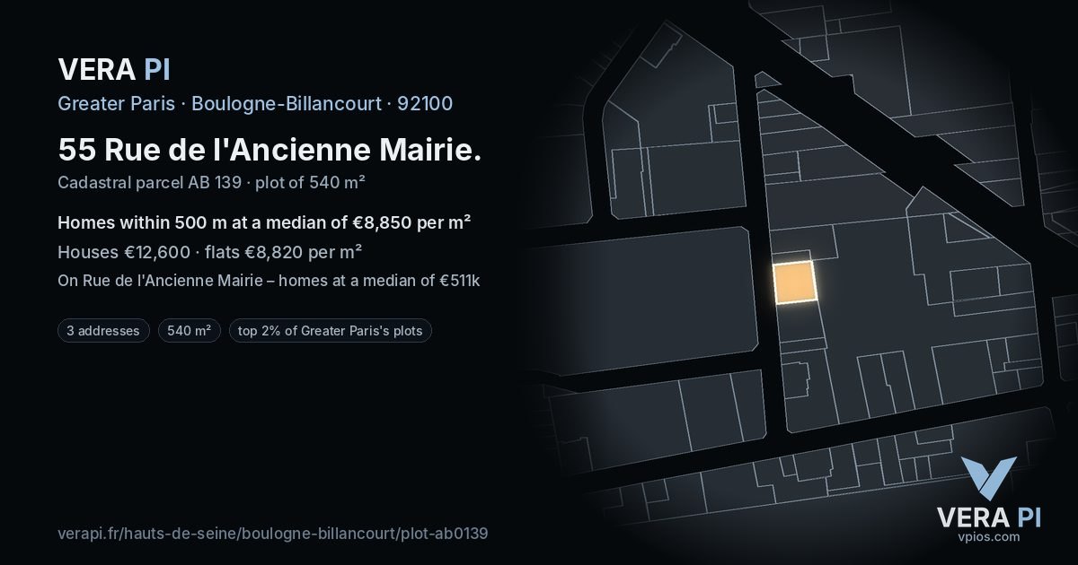 55 Rue de l'Ancienne Mairie, Boulogne-Billancourt at night – the plot lit, the parcels around coloured by the prices near them