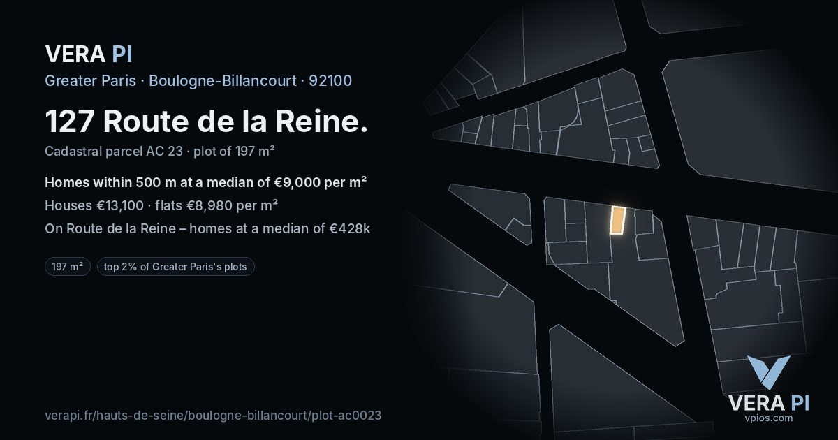 127 Route de la Reine, Boulogne-Billancourt at night – the plot lit, the parcels around coloured by the prices near them
