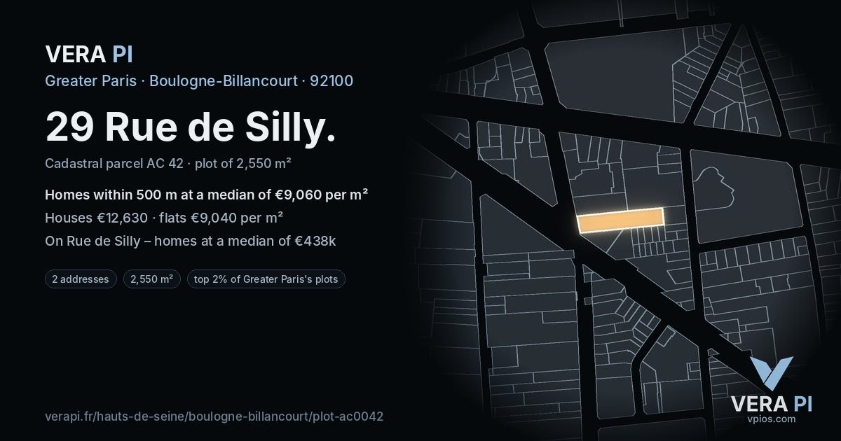 29 Rue de Silly, Boulogne-Billancourt at night – the plot lit, the parcels around coloured by the prices near them