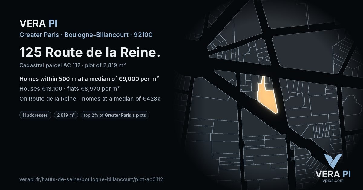 125 Route de la Reine, Boulogne-Billancourt at night – the plot lit, the parcels around coloured by the prices near them