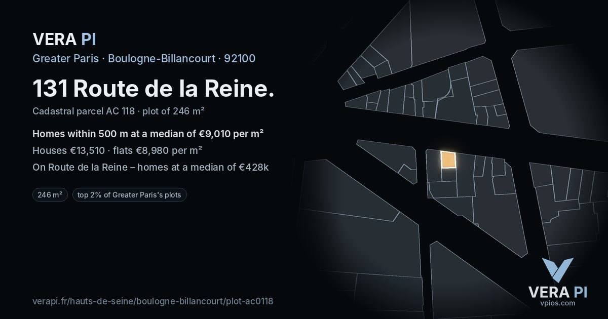 131 Route de la Reine, Boulogne-Billancourt at night – the plot lit, the parcels around coloured by the prices near them